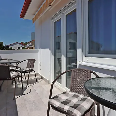 With Hot Tub Dramalj, - 25226 Apartment Crikvenica