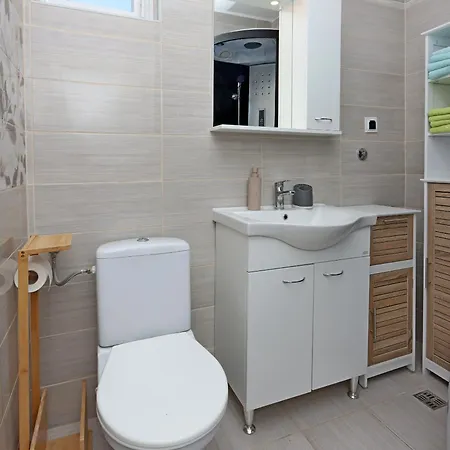 With Hot Tub Dramalj, - 25226 Apartamento *
