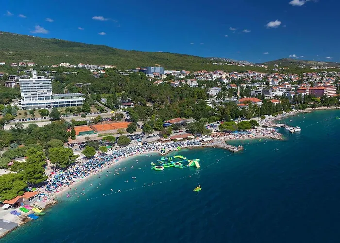 Apartman With Parking Space Dramalj, - 25226 *